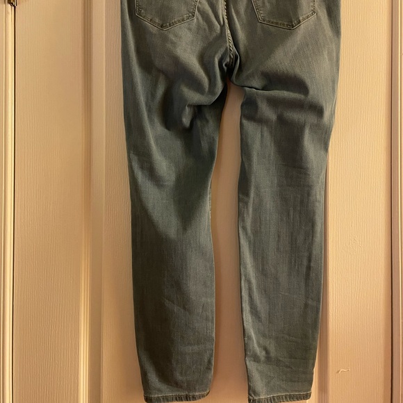 Jeans - Picture 8 of 8